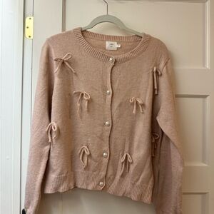 Elegant Beige Cardigan with Bow Details